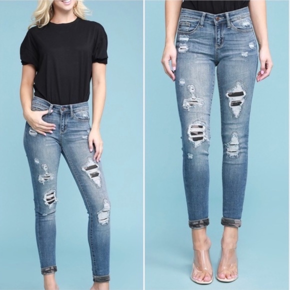 Judy Blue Denim - Judy Blue Skinny Fit Camo Patch Distressed Jeans